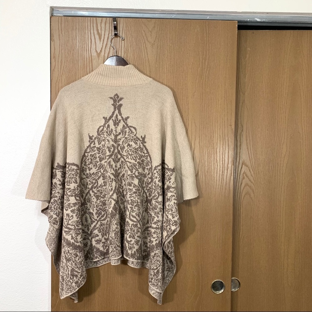 SOLD PERUVIAN CONNECTION Jewel Ethnic Poncho - Picture 7 of 8